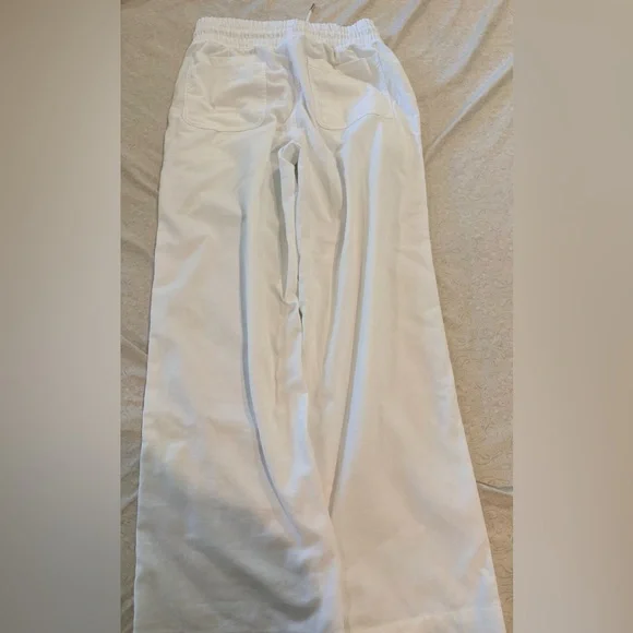 Women's White Linen Pants - Picture 9 of 9